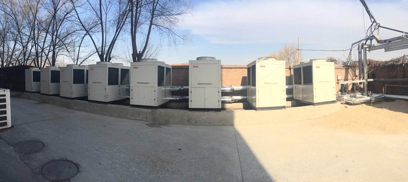 空氣源熱泵機(jī)組全景實(shí)拍 空氣源熱泵機(jī)組全景實(shí)拍